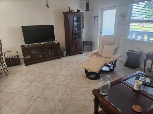 2 of 41 - 2114 E Cambridge E #2114, Deerfield Beach, FL