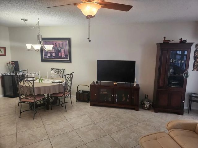 5 of 41 - 2114 E Cambridge E #2114, Deerfield Beach, FL