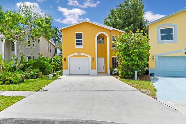 2 of 31 - 4268 Pine Hollow Circle, Greenacres, FL