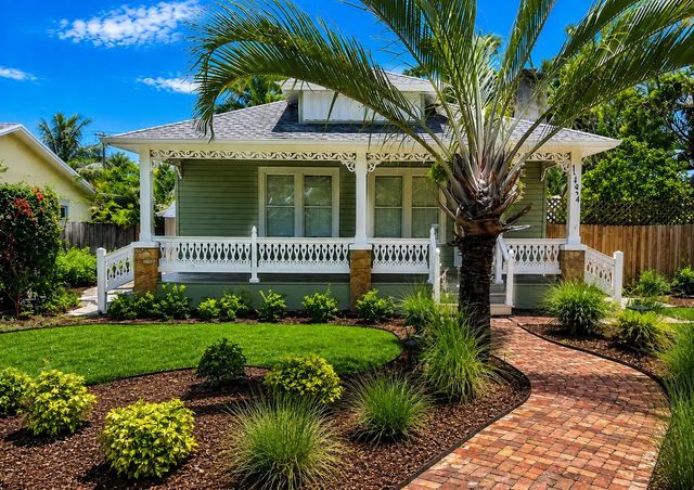 2 of 50 - 1424 S Palmway, Lake Worth Beach, FL