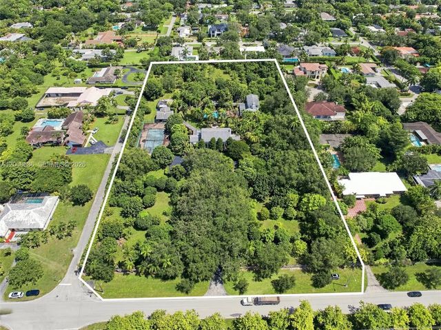 3 of 32 - 5885 Sw 56th Street, Miami, FL