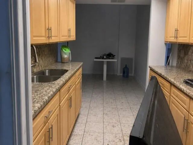 5 of 8 - 251 Sw 16th Street, Pompano Beach, FL