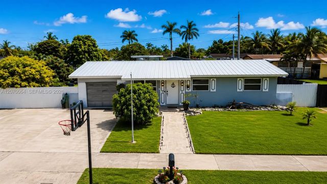 3 of 26 - 19221 Sw 319th Street, Homestead, FL