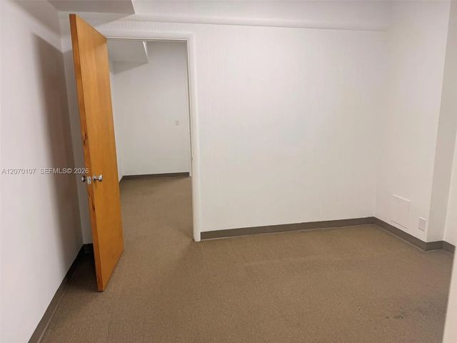 4 of 6 - 299 Alhambra Circle #307, Coral Gables, FL