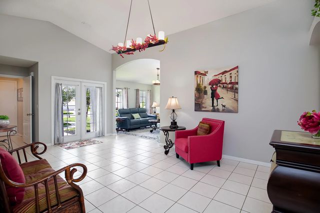 5 of 32 - 334 Sw North Shore Boulevard, Port St. Lucie, FL