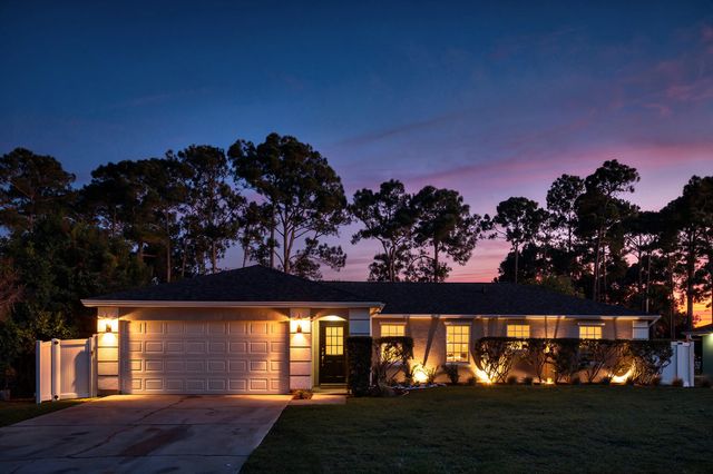 1420 Sw Melrose Avenue, Port St. Lucie