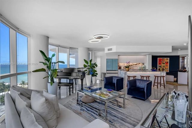 4 of 31 - 6301 Collins Avenue #1207, Miami Beach, FL