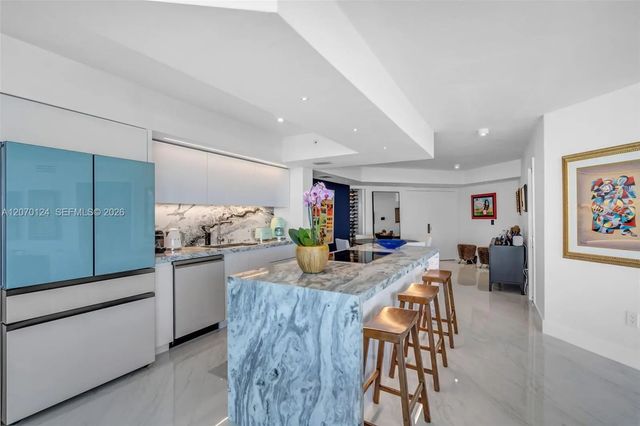 5 of 31 - 6301 Collins Avenue #1207, Miami Beach, FL