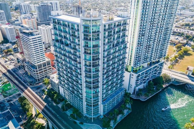 4 of 34 - 690 Sw 1st Court #2507, Miami, FL