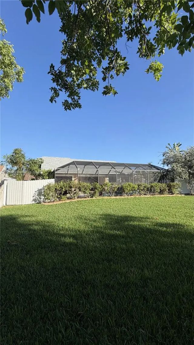 2 of 16 - 1676 S Goldeneye Lane, Homestead, FL
