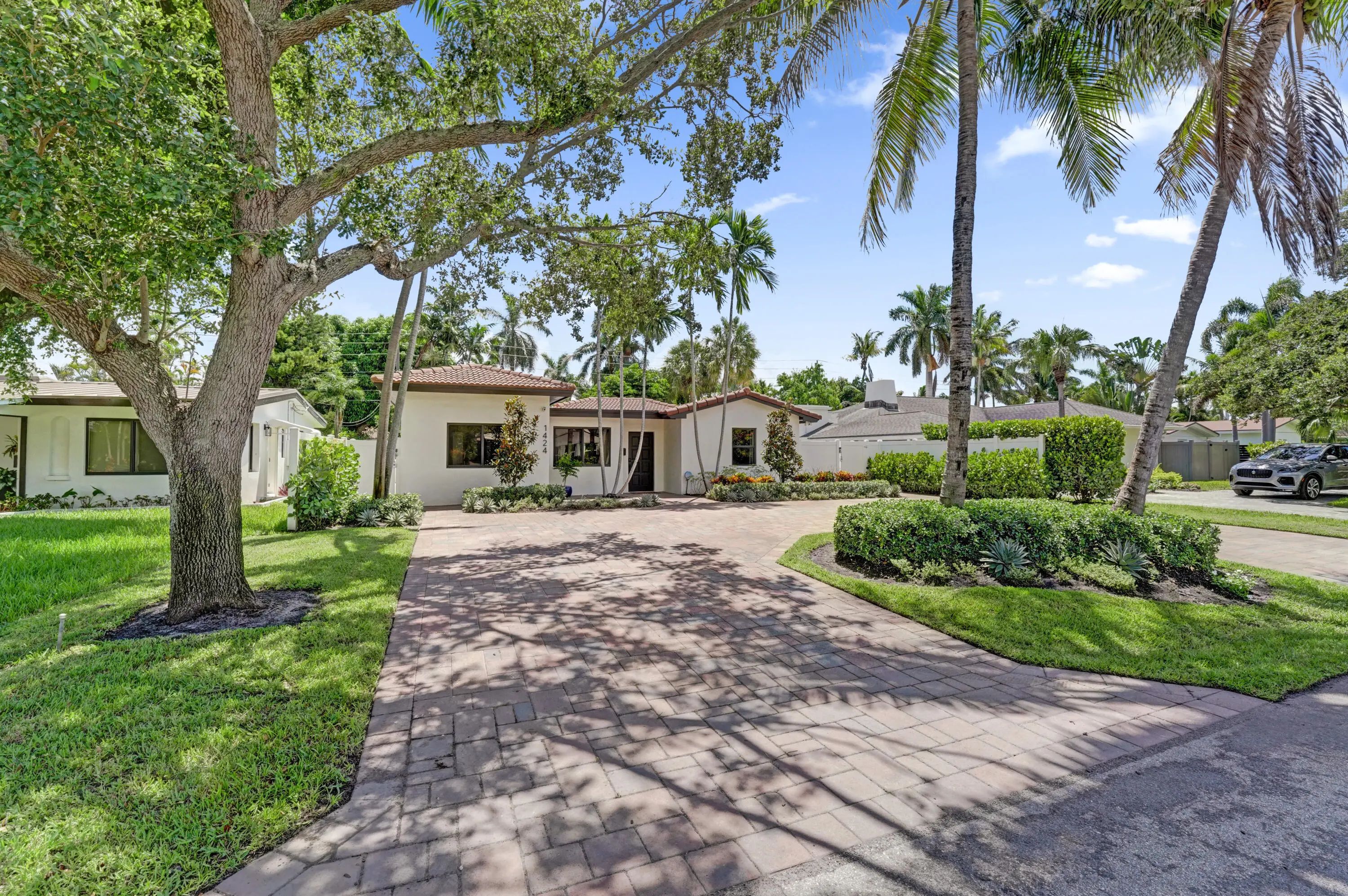 1424 Ne 16th Avenue, Fort Lauderdale