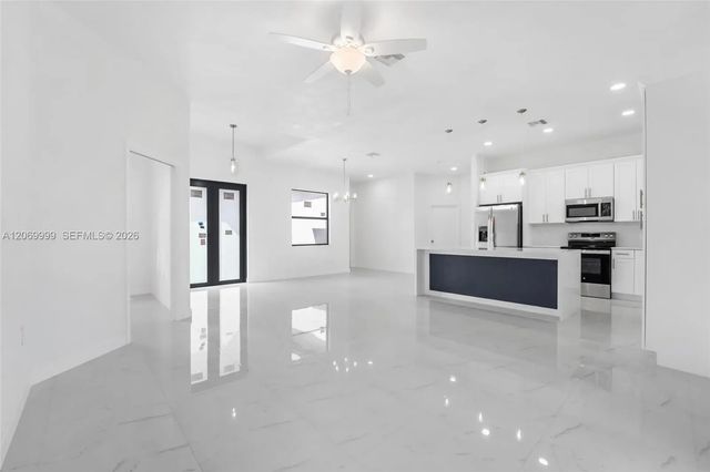 5 of 39 - 2602 73rd Street W, Lehigh Acres, FL