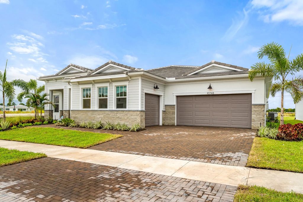 10748 Sw Mistarva Place, Port St. Lucie