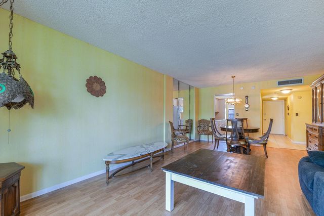 4 of 39 - 4851 Nw 26th Court ##344, Lauderdale Lakes, FL