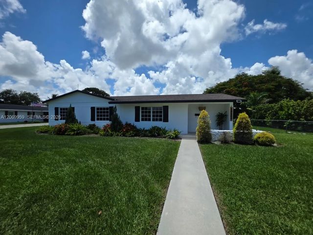 18608 Sw 93rd Place, Cutler Bay