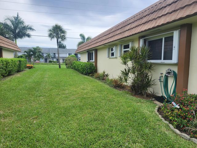 4 of 14 - 5730 E Fernley Drive E #55, West Palm Beach, FL