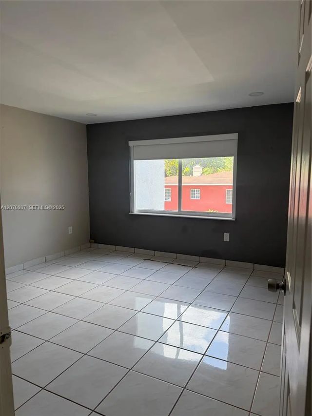 4 of 8 - 2530 Sw 3rd Avenue #103, Miami, FL