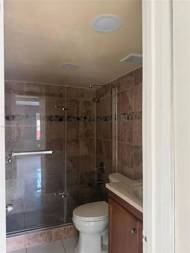 5 of 8 - 2530 Sw 3rd Avenue #103, Miami, FL