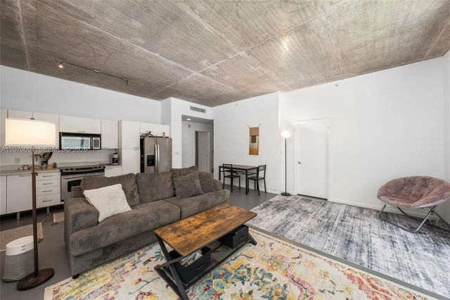 4 of 17 - 234 Ne 3rd Street #602, Miami, FL