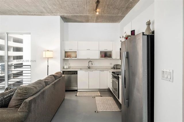 5 of 17 - 234 Ne 3rd Street #602, Miami, FL