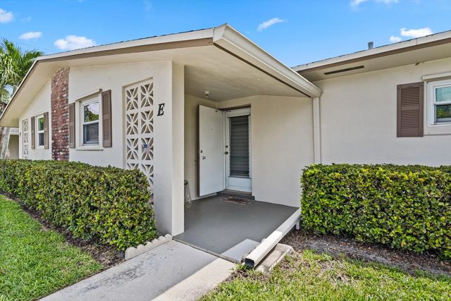 2528 Emory Drive E #e, West Palm Beach