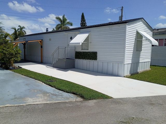 8517 Sw 17th Court, Davie
