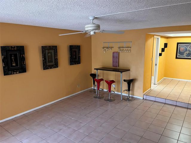 4 of 19 - 3690 Inverrary Drive #2c, Lauderhill, FL