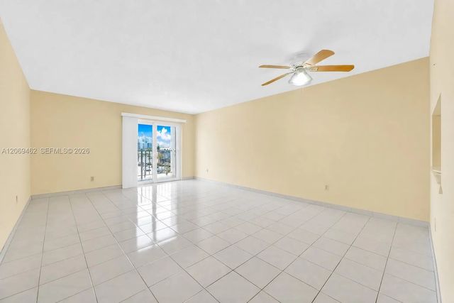 3 of 15 - 6545 Indian Creek Drive #408, Miami Beach, FL