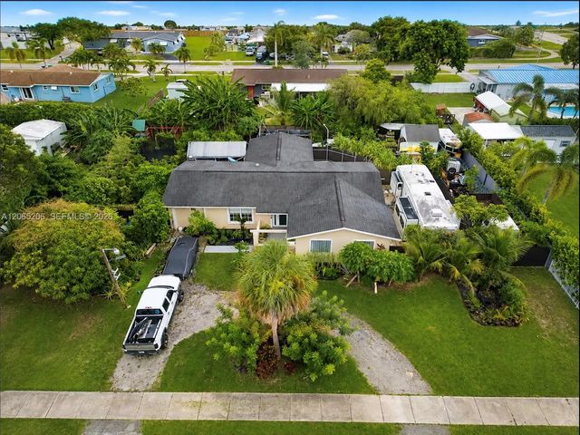 27925 Sw 163rd Avenue, Homestead