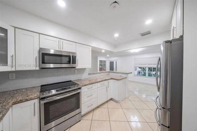 2 of 19 - 27925 Sw 163rd Avenue, Homestead, FL