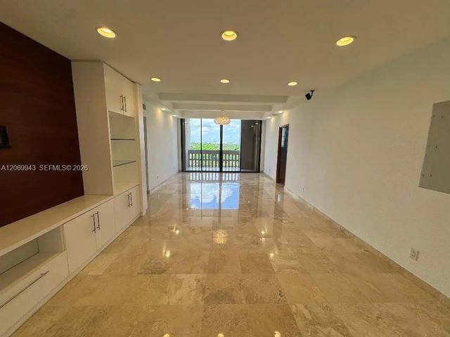 3 of 36 - 90 Edgewater Drive #ph15, Coral Gables, FL