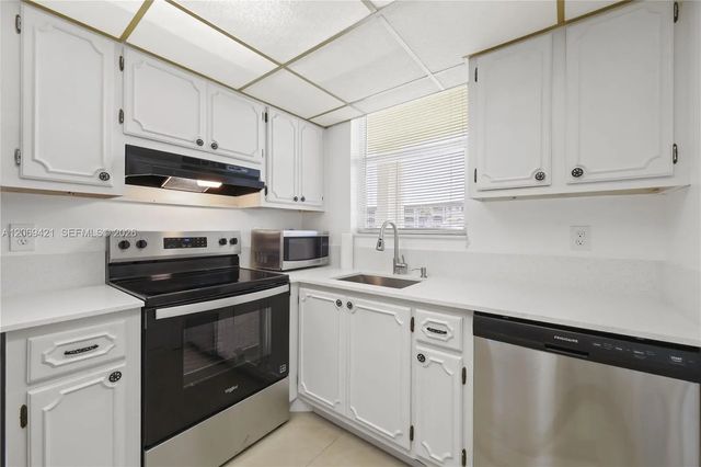5 of 42 - 104 Paradise Harbour Boulevard #114, North Palm Beach, FL