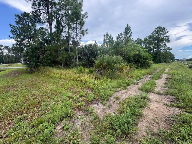 2 of 4 - 527 Paigo Street Se, Palm Bay, FL