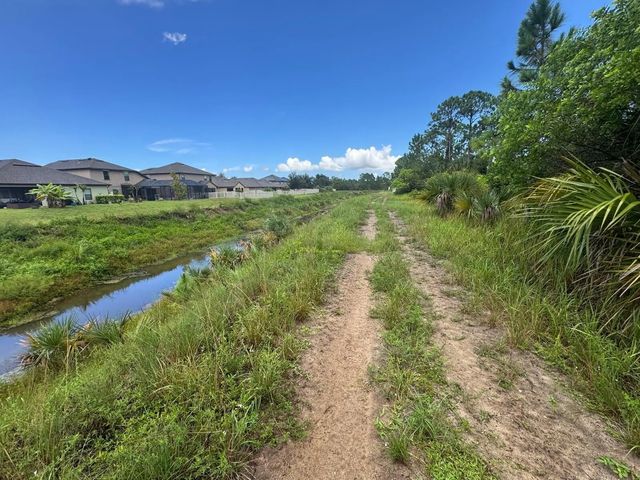 4 of 4 - 527 Paigo Street Se, Palm Bay, FL