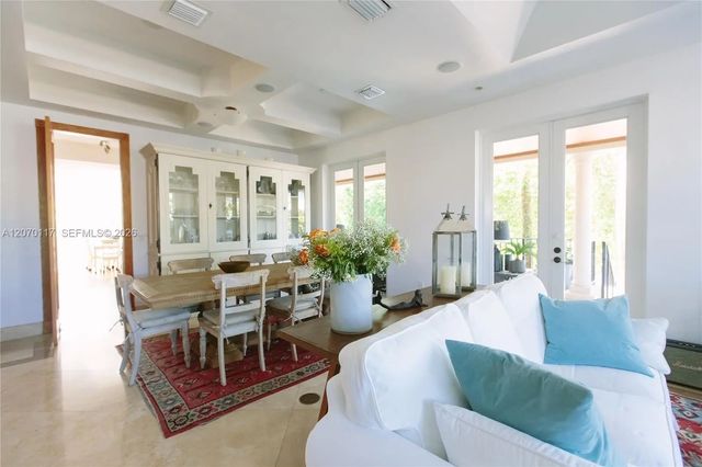 3 of 39 - 335 W Enid Drive, Key Biscayne, FL
