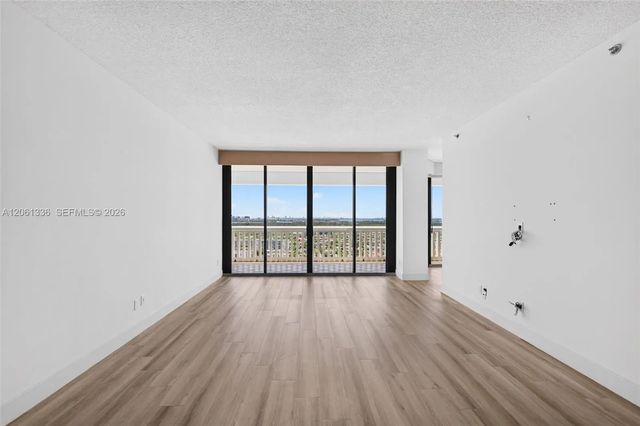 4 of 50 - 2000 Island Boulevard #3008, Aventura, FL