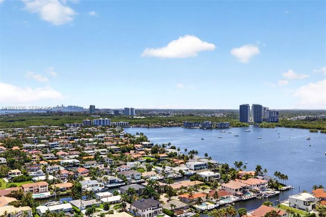 5 of 50 - 2000 Island Boulevard #3008, Aventura, FL