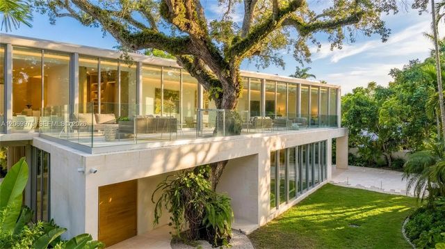 1616 Onaway Drive, Miami