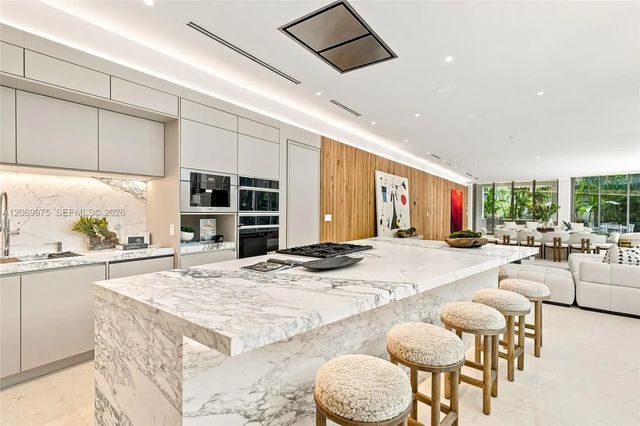2 of 64 - 1616 Onaway Drive, Miami, FL