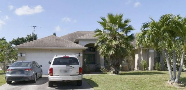 606 Se Stow Terrace, Port St. Lucie