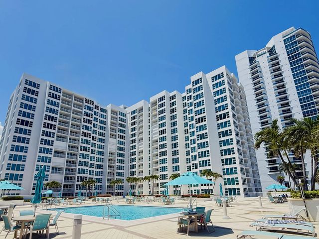 2 of 24 - 1620 S Ocean Boulevard #1n, Lauderdale-By-The-Sea, FL