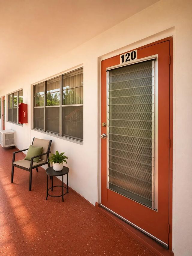 2 of 13 - 120 Windsor F #unit F, West Palm Beach, FL
