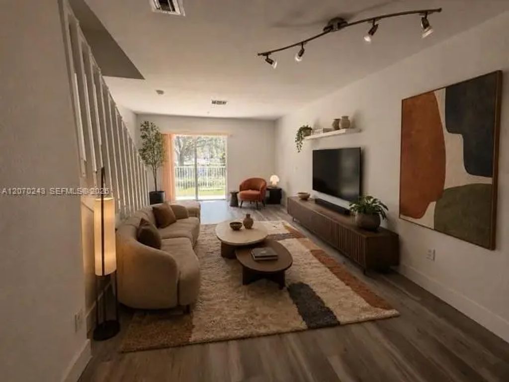 2054 Ne 167th Street #3-122, North Miami Beach