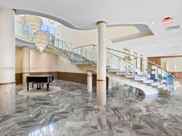3 of 40 - 5401 Collins Avenue #144, Miami Beach, FL