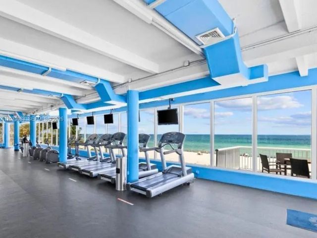 4 of 40 - 5401 Collins Avenue #144, Miami Beach, FL