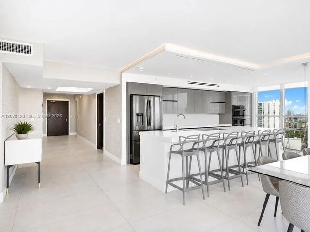 2 of 30 - 16500 Collins Avenue #1751, Sunny Isles Beach, FL