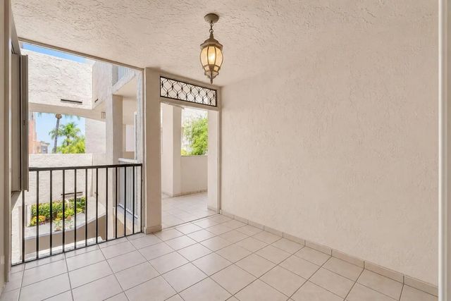3 of 67 - 7557 Granville Drive #305, Tamarac, FL