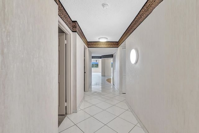 5 of 67 - 7557 Granville Drive #305, Tamarac, FL