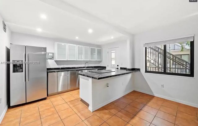 3 of 7 - 3240 Mary Street #s202, Coconut Grove, FL