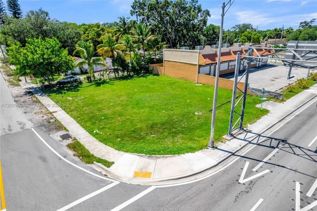 5 of 15 - 16910 Nw 27th Avenue, Miami Gardens, FL